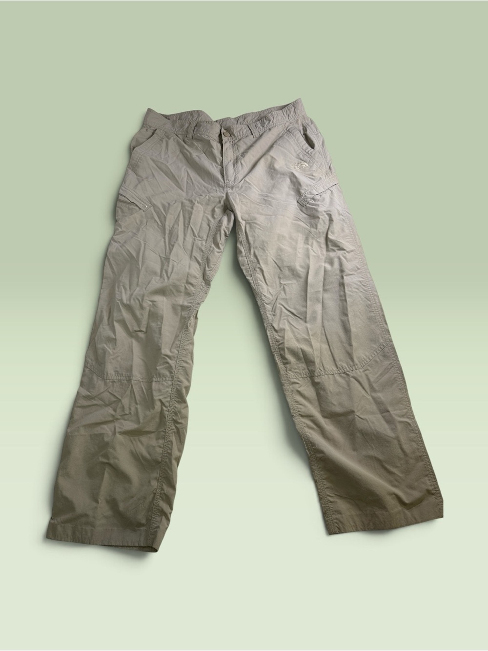 The North Face Men's Tan shorts size 36”